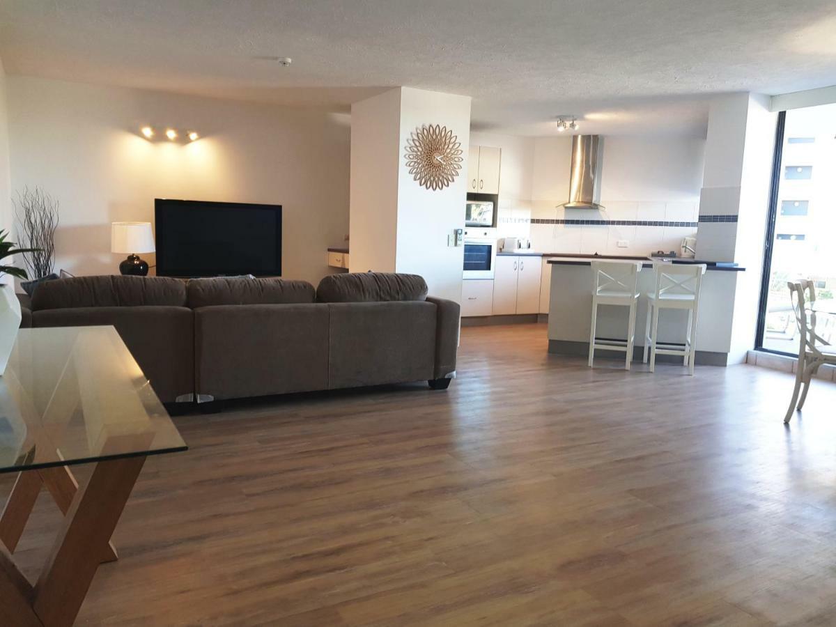 Bribie Island North Casablanca Beachfront Apartments المظهر الخارجي الصورة